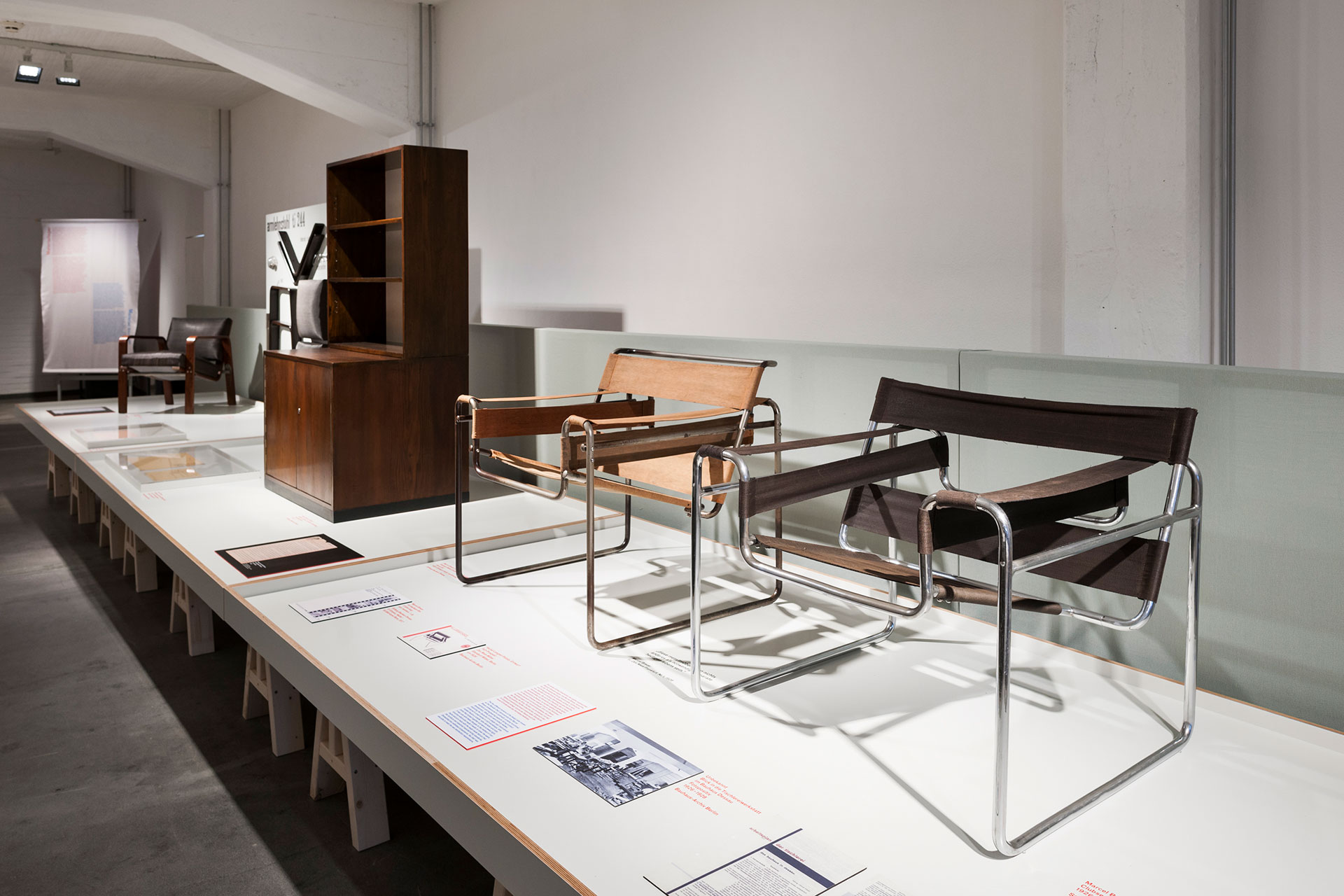 Bauhaus Dessau Handwerk wird modern Art Aurea