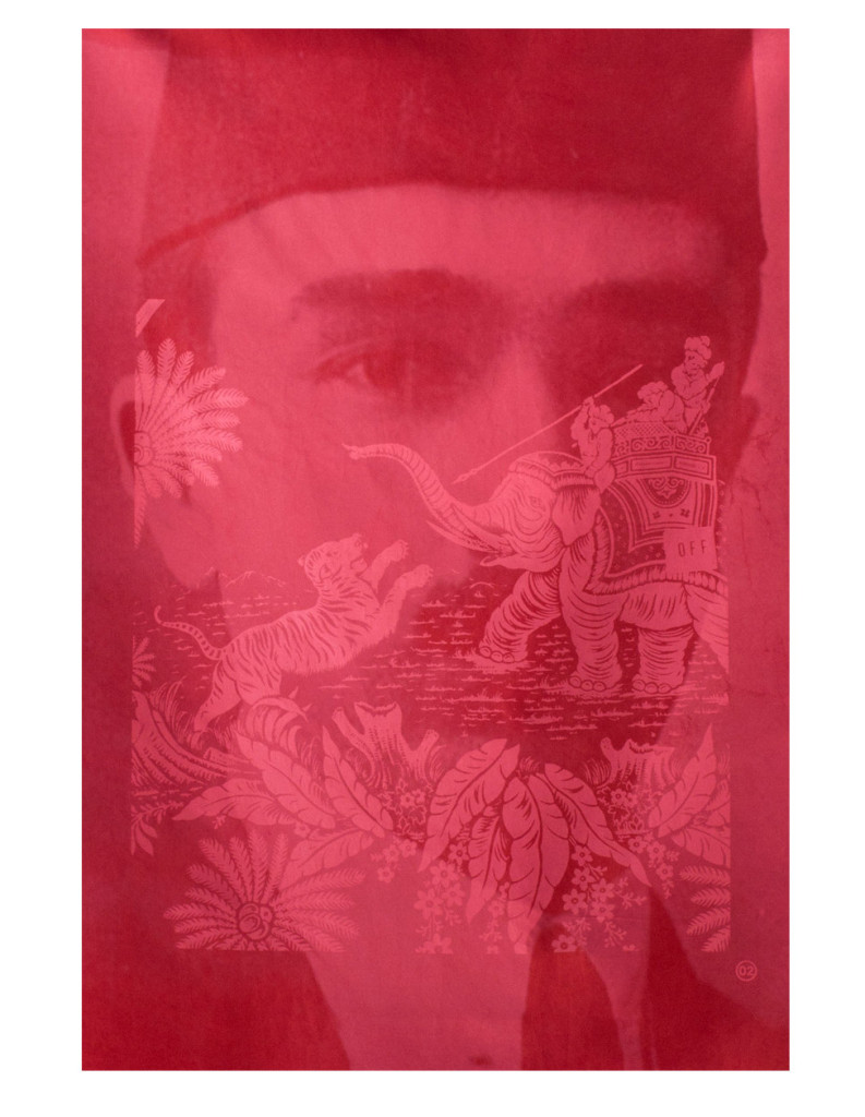 Rag, Collection <em>Turkish Red</em>, 2013. Madder-dyed silk. Textiel Museum Tilburg. Photo Federico Floriani