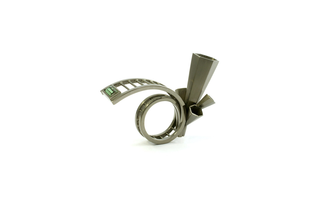 Ring <em>The Change</em>. Silver ruthenium plated, turmaline. Approx. 1090 Euro.