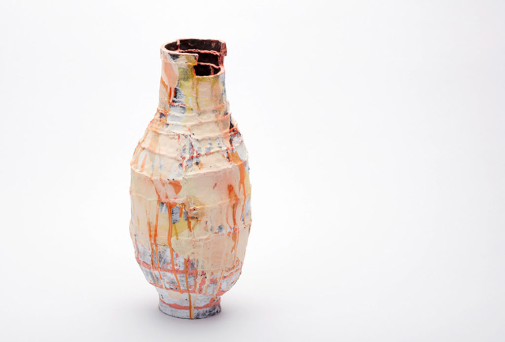 <em>Turtur</em>, vase from the <em>Hallstattpiece</em> series, 2020. Porcelaine, Terra Nigra clay, coloured slips, glaze, photo Christoph Kremtz.