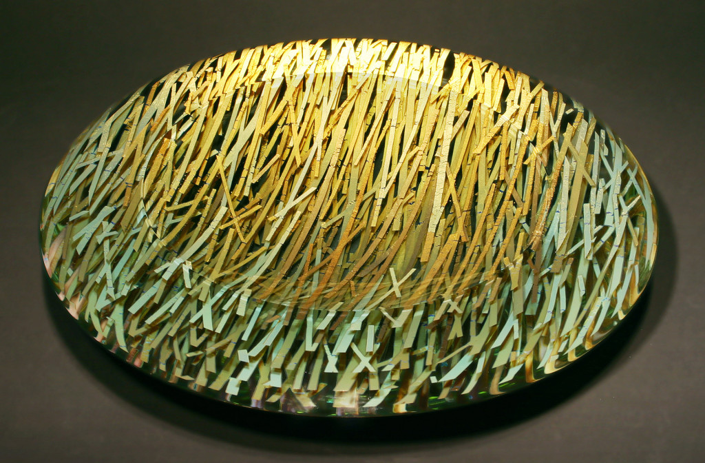 <em>Sláma / Straw</em>, 2005. Glass. 7 × 36 cm.