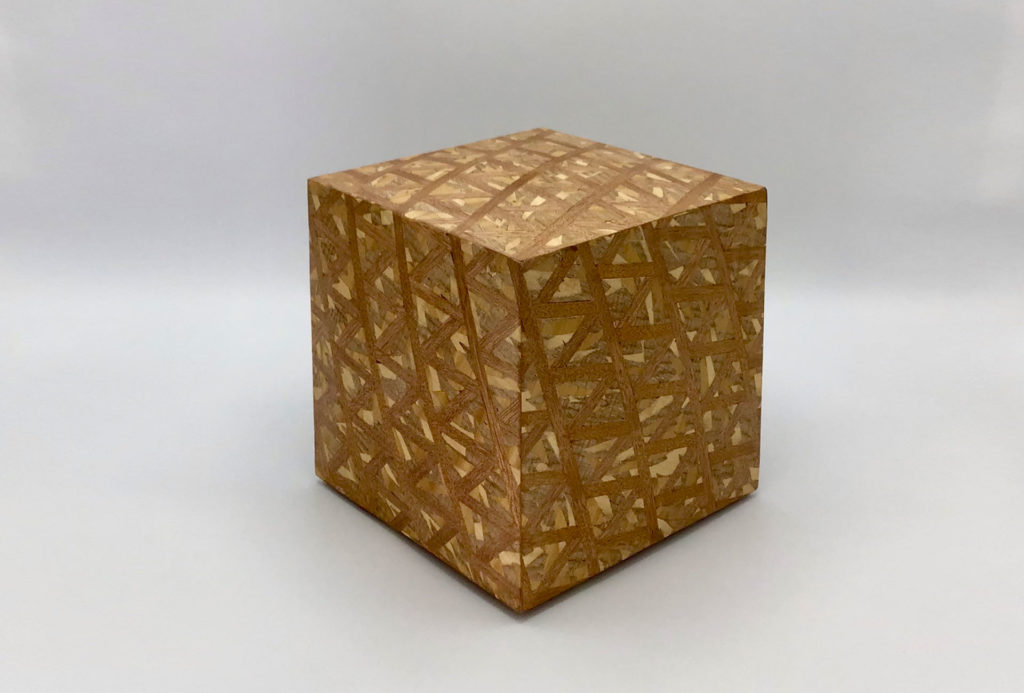 Large cube with inlays, various lacewood and oak, W 19 x L 19 x H 19 cm.