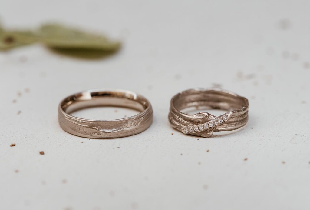 Rings <em>Birkenrinde</em> [Birch bark] and <em>Birkenzweige</em> [Birch twigs]. 750 white gold with brilliant-cut diamonds.