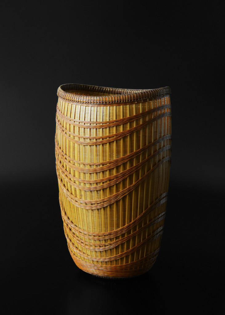 Suikoh Buseki, <em>Tathagata</em>, 1997. Lacquered bamboo. 22 × 20,2 × 35,8 cm.