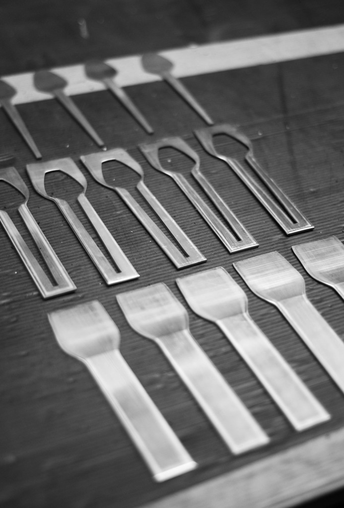 Production of spoons from the Fina flatware series by Carl Mertens, Solingen. Design Thomas Feichtner