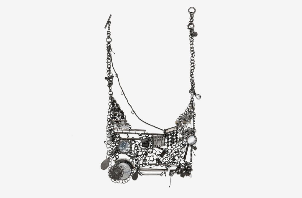 Doerthe Fuchs, Neck jewelry. 925 Silver, rhodinised, beads, coin, rock crystal, mirror glass.