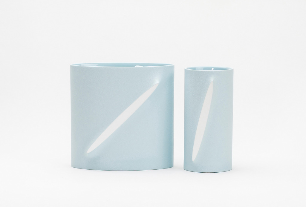 Vessels <em>Oval</em>, 2014. White porcelain, slip casting, 22 × 12 × 22 cm and 11 × 22 cm