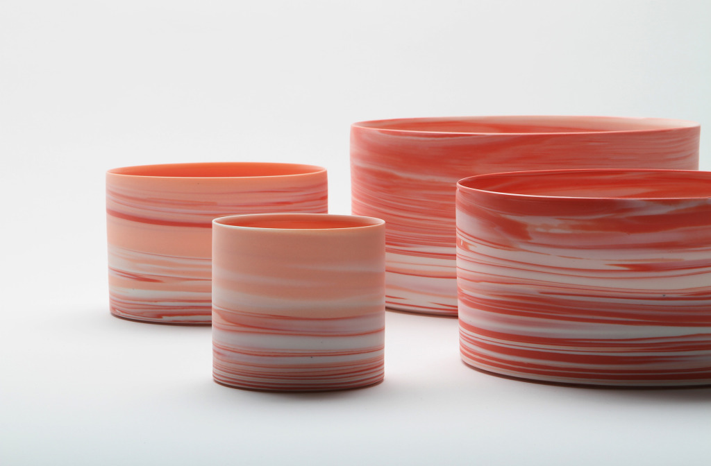 Bowls set <em>Shadowed Color Red Cylinder</em>, 2013. White porcelain, clay, 19.5 × 9.7 cm.