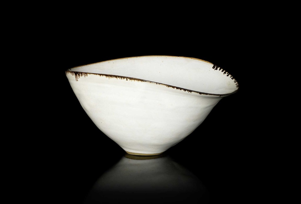 Lucie Rie, Bowl with Pouring Lip