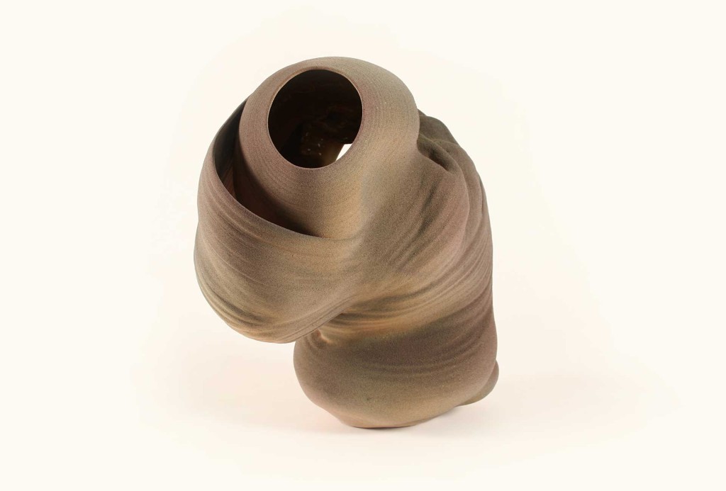 Anne Marie Laureys, <em>Heat</em>, 2012. Clay, glaze, 42 × 45 × 29 cm. 