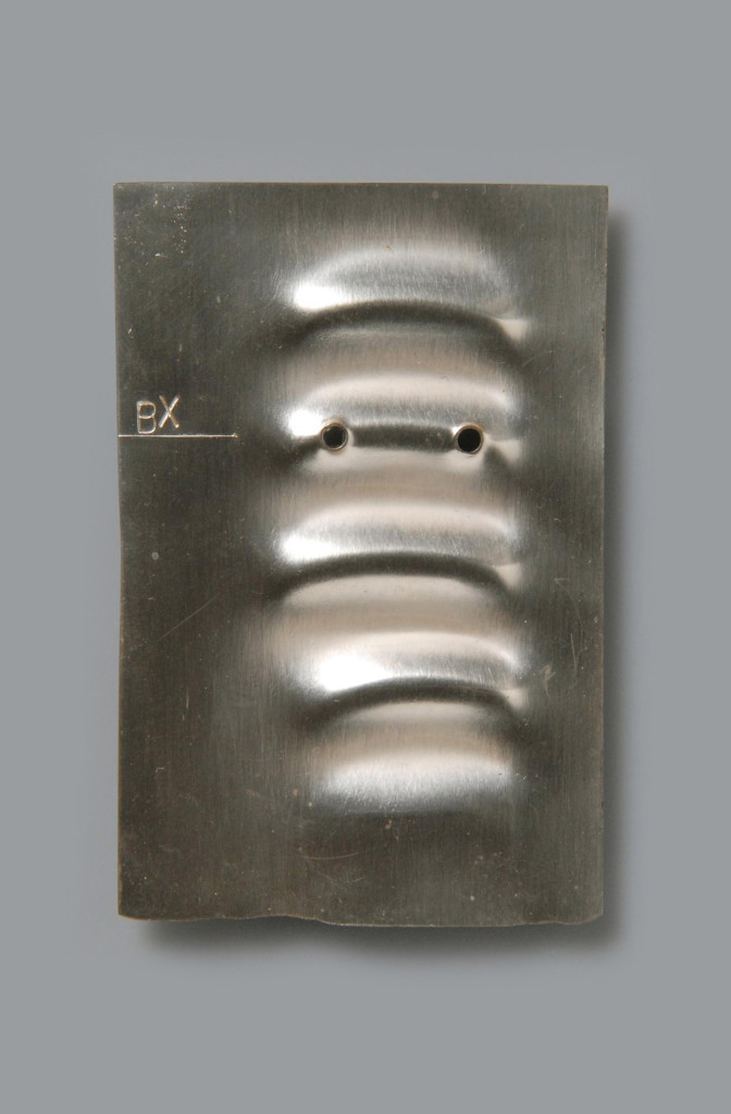 Brooch, 1969. Silver. Die Neue Sammlung. Donated by Peter Skubic, Gamischdorf. Photo: A. Laurenzo.