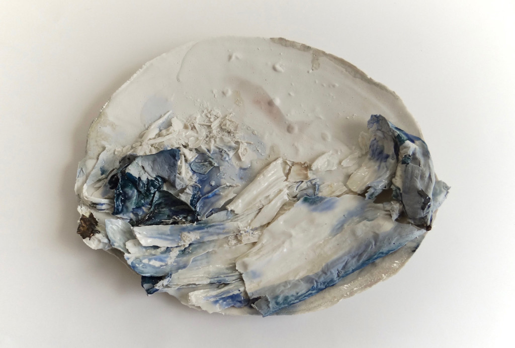 <em>Delft</em> object, 2015. Porcelain, B 30 cm