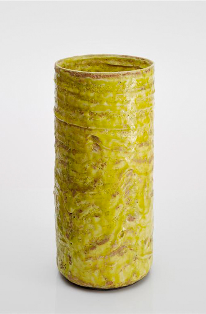 Vase <em>MLE</em>, 2013. Ceramic, 31x14 cm