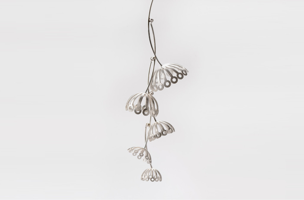 Necklace <em>Apiales</em>.