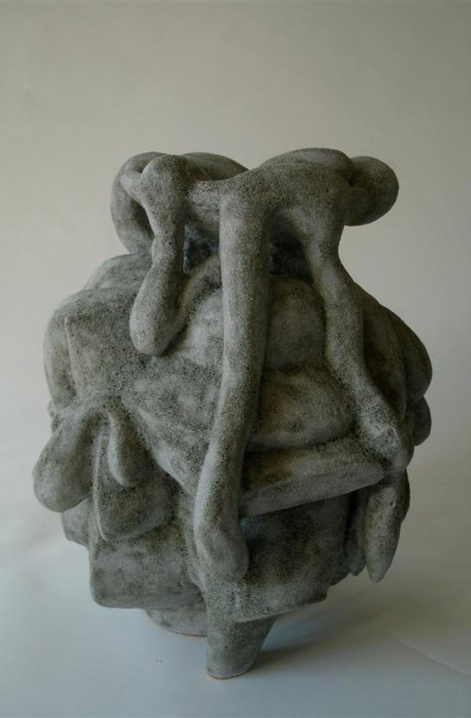 Object <em>Horror Vacui</em>, 2011. Ceramic, 47x40 cm