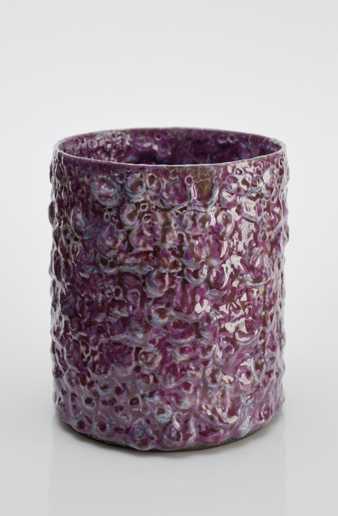 Vase <em>MLE</em>, 2013. Ceramic, 22x19 cm