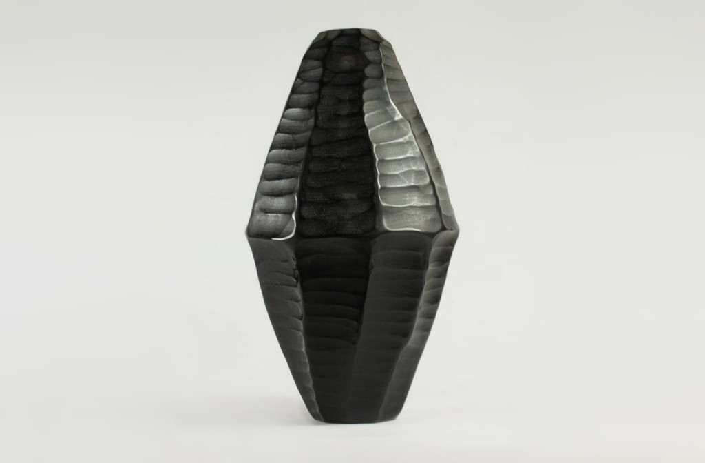 <em>Black Carved</em> vessel, 2014. Glass, 38 x 21 cm.