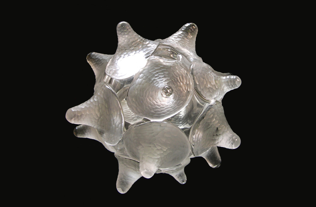 Object <em>Polline di Rosa</em>, 2009. Glass, 31 x 36 cm, 12,7 kg. Courtesy Brutto Gusto Berlin 