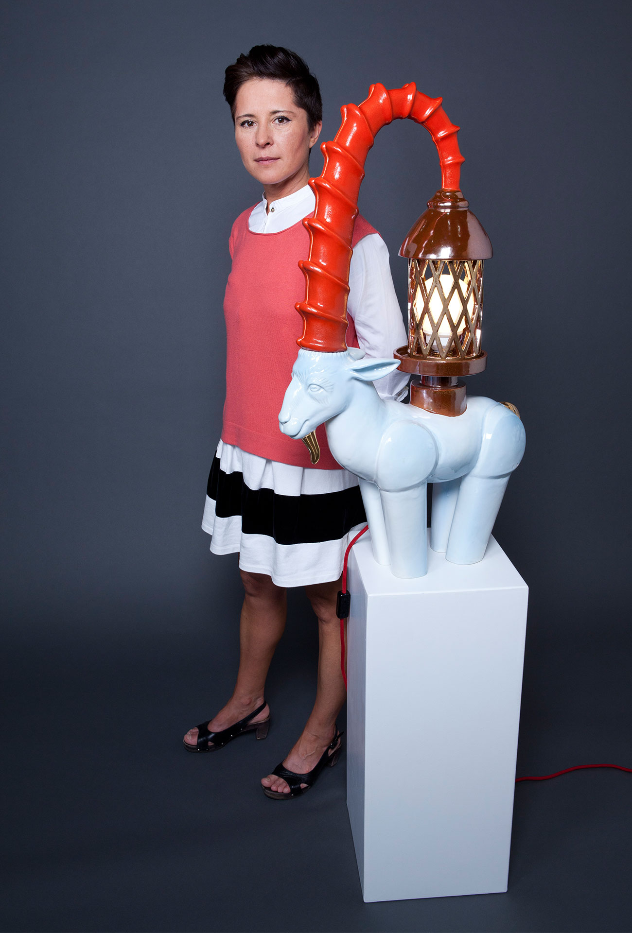 Victoria Tobostai with lamp