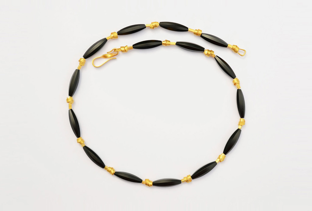 Necklace. Faceted glass, silver, fine gold plated