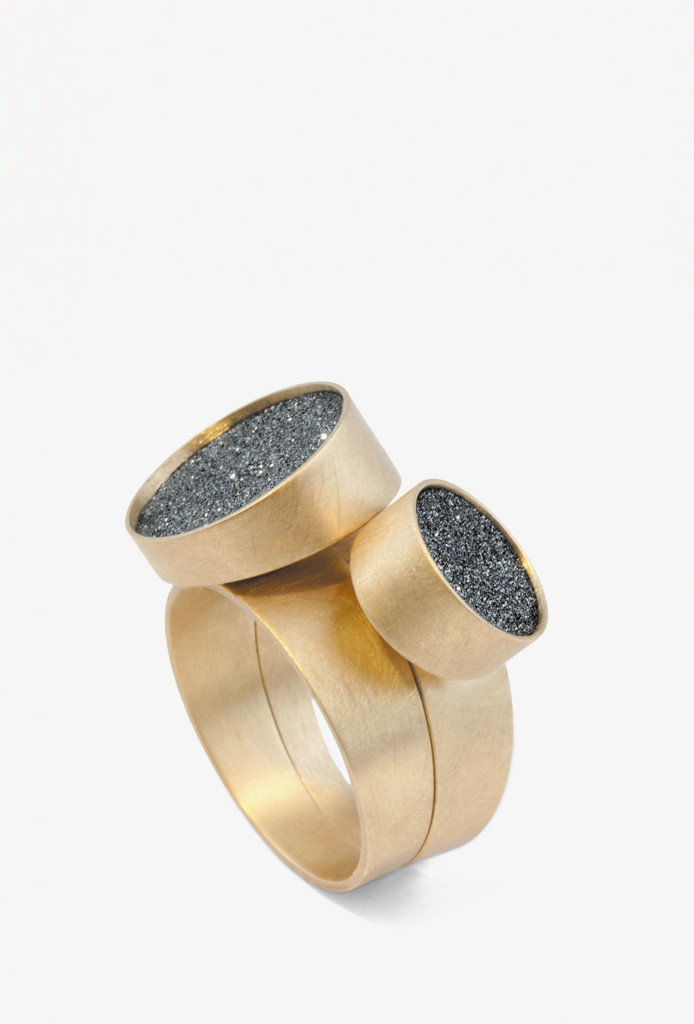 Rings from the <em>Sternenstaub</em> collection. 750 gold, silicon carbide