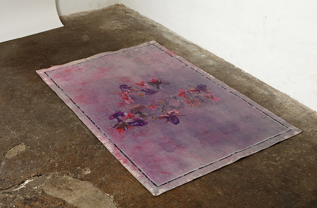 Floorcloth <em>Au revoir</em>, 2013. Acrylic and silk on canvas, 122x194 cm. 1750 €