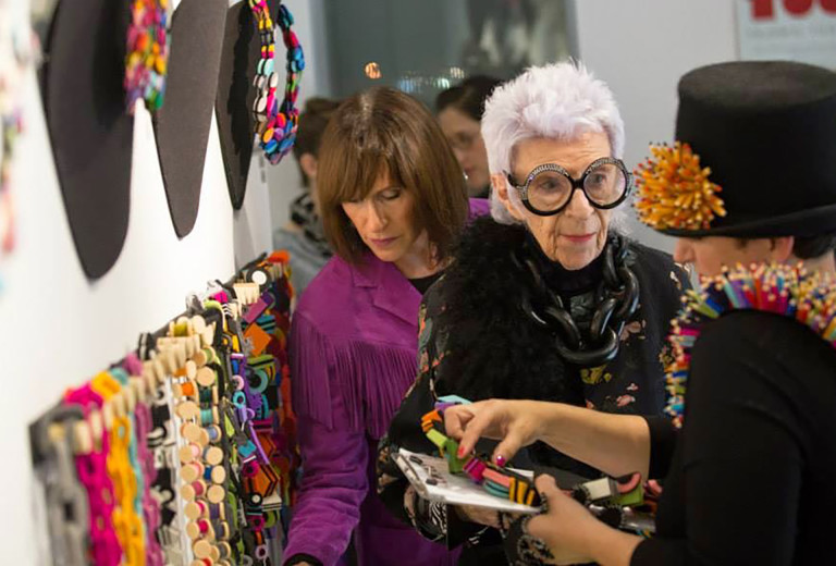 LOOT: MAD About Jewelry Exhibition 2015