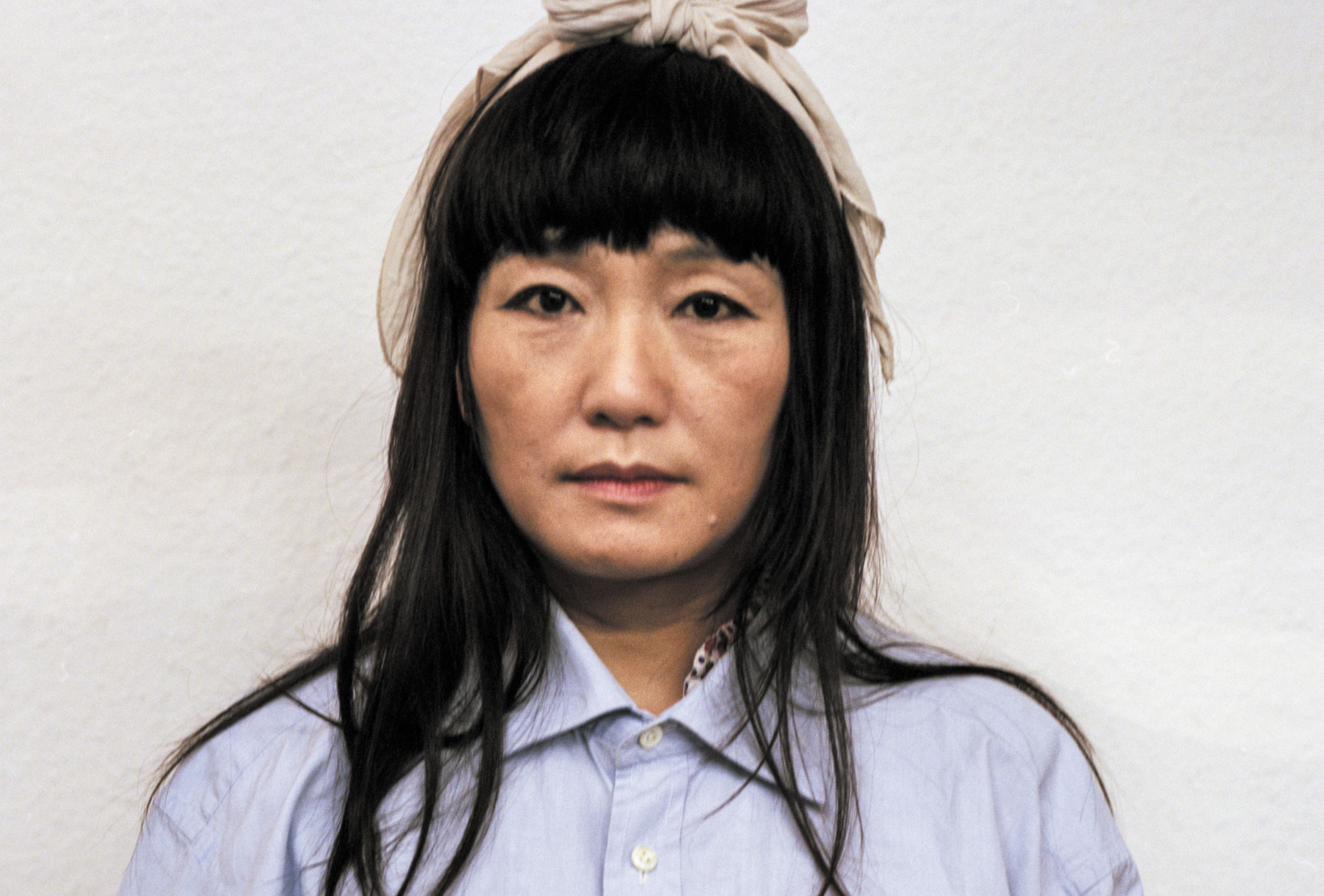 Portrait of chinese artist Yafang Qi. Art Aurea print issue Dialogs