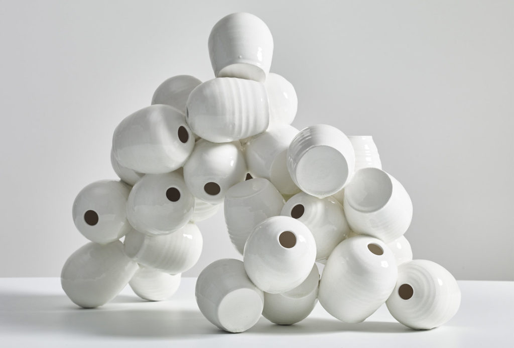 <em>Cluster 16-05</em>, 2016. Porcelain, H 48 cm