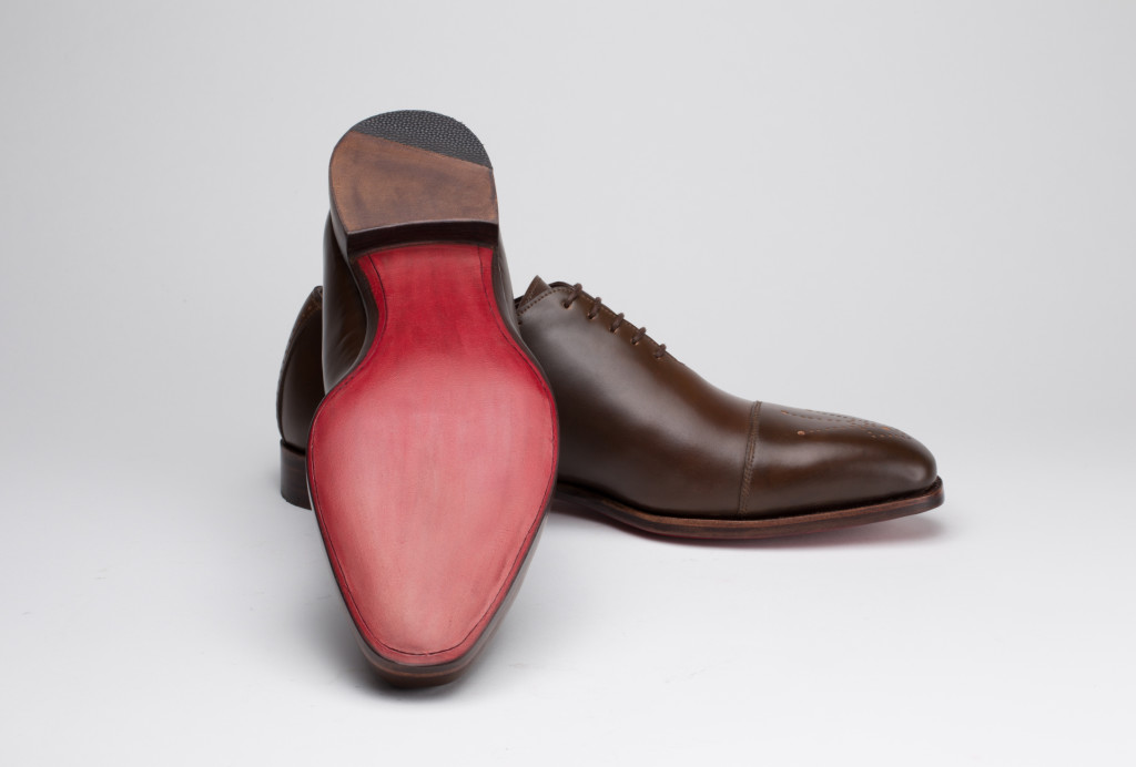 Oxford with red soles. Cordovan leather