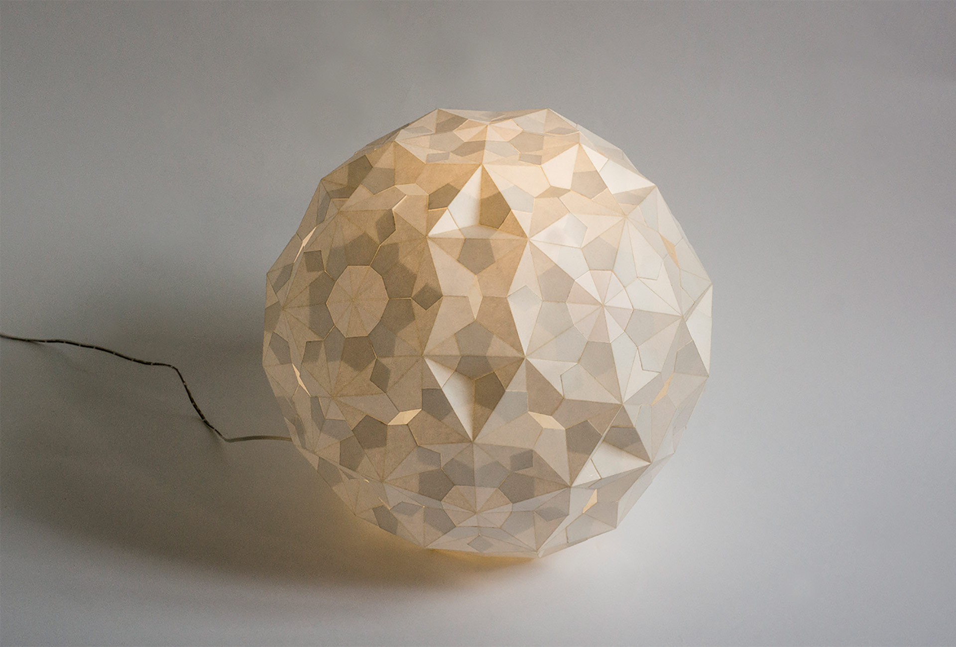 Hendrike Roers – Lamps and Objects | Art Aurea