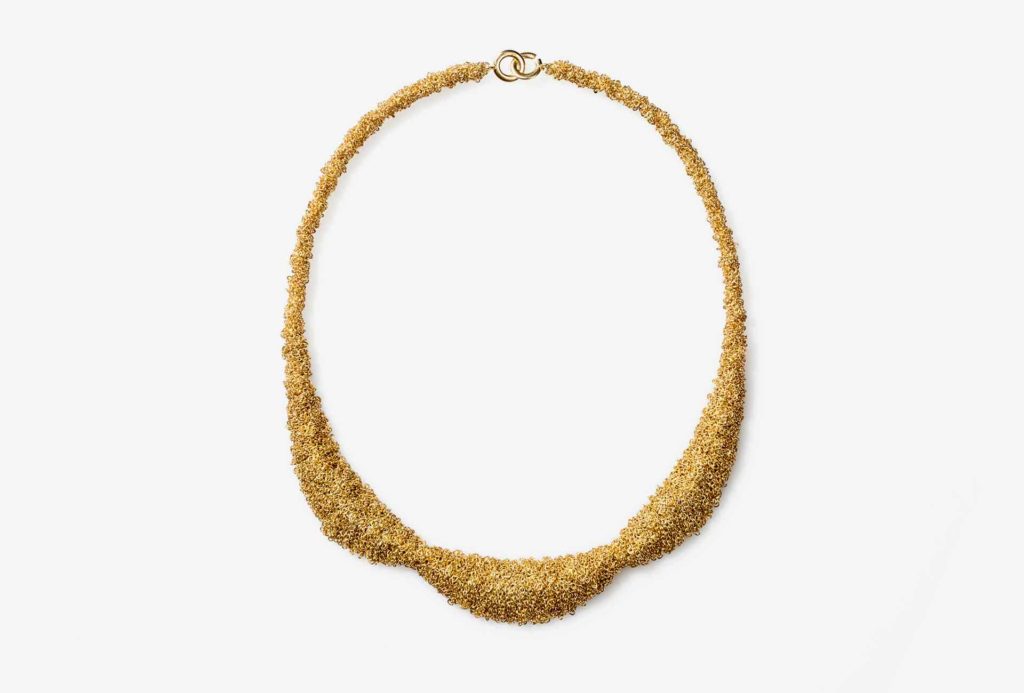 Necklace, <em>Meter-wise Blume</em> [flower]. Gold plated silver. German Design Award Winner 2018