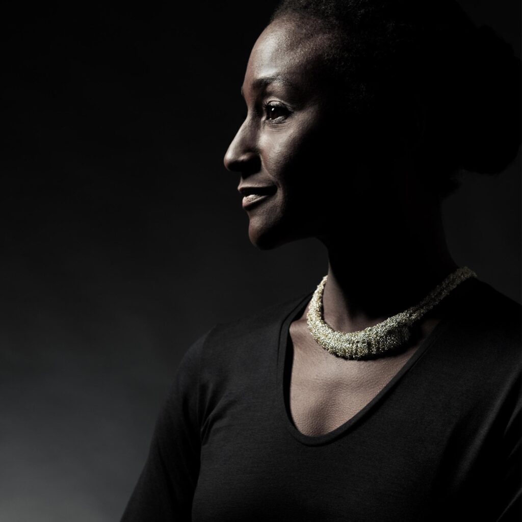 <em>meter-weise Collier</em> necklace. Silver. German Design Award Winner 2018.