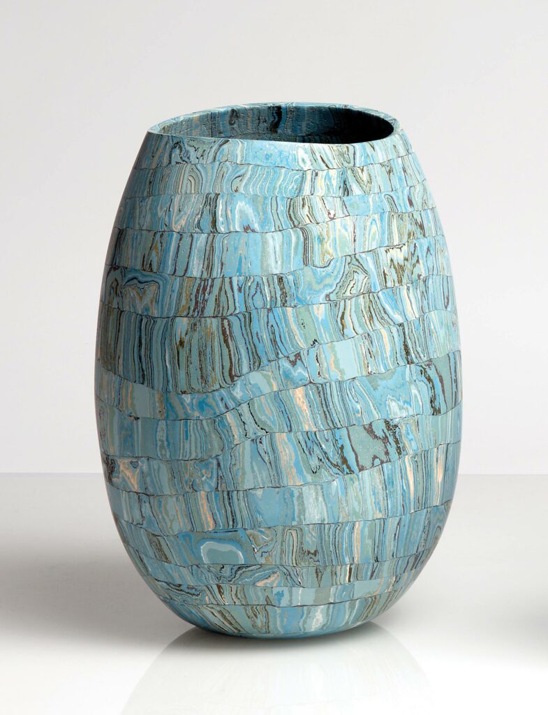 Vessel, 2022, H 56 cm. Colored clay and porcelain, built up ground and polished.