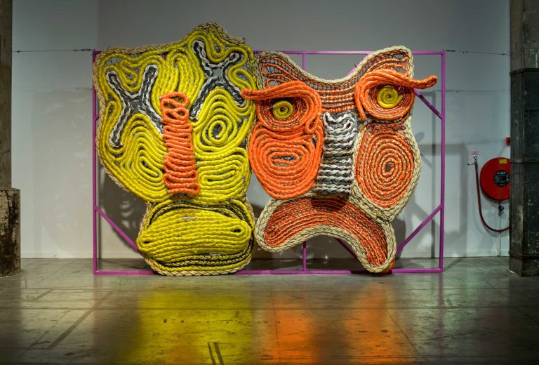 Joana Schneider (DE/NL), <em>Totem-Twin</em>, sculpture. Recycled rope, crochet, 2,6 x 3,6 m. Photo Joanna Schneider.