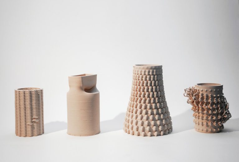 Maurice Riegler and Lennard Wilde, Deutschland, ceramic objects. Stoneware, 3D printing. Photo Maurice Riegler.