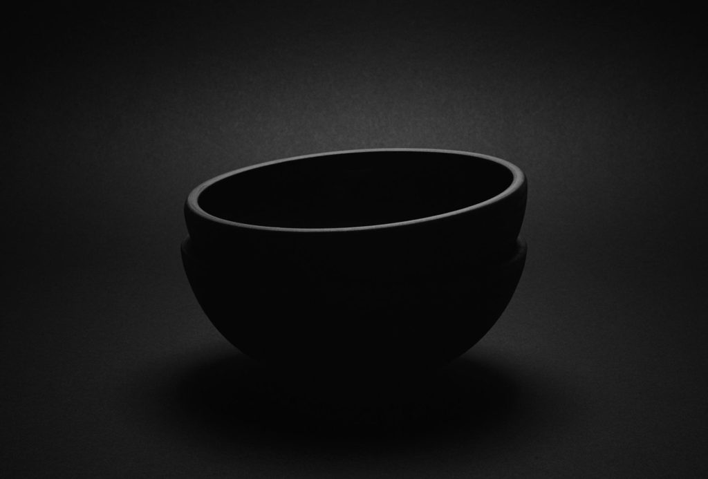 Black bowls. Untreated, 8 x 18,5 cm.
